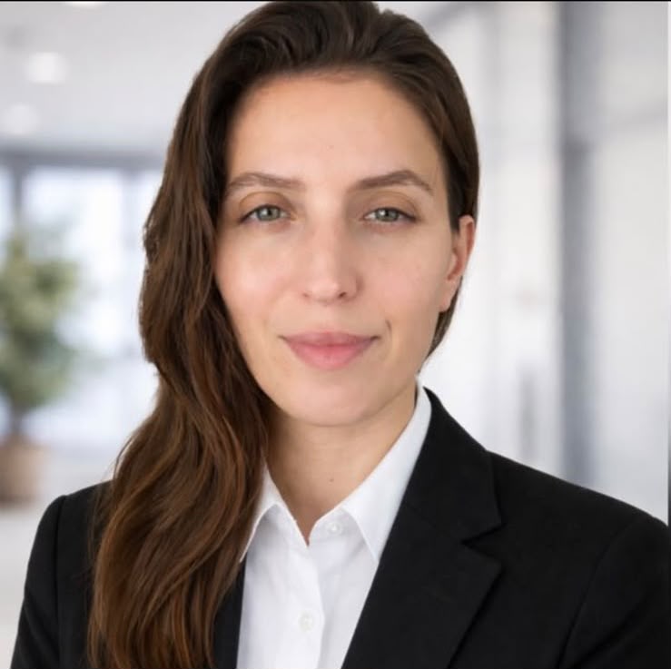 Aynur Kurt